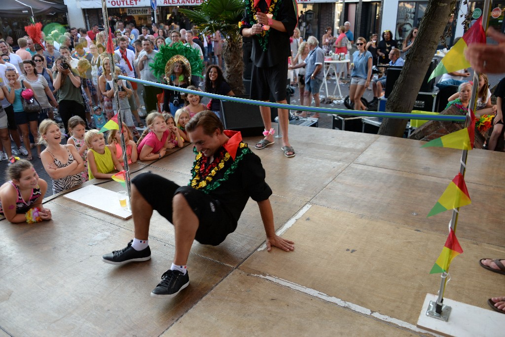 ../Images/Zomercarnaval Noordwijkerhout 337.jpg